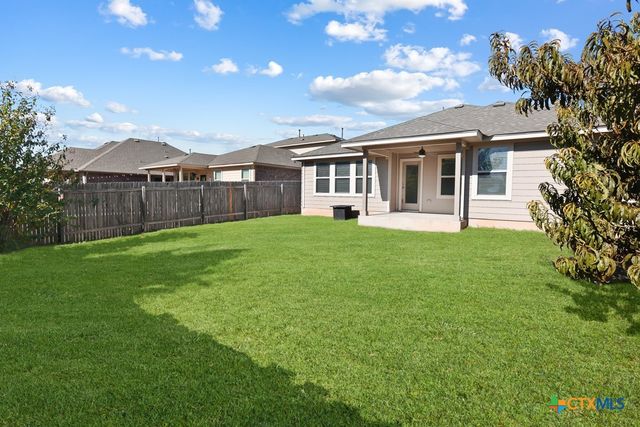 105 Leather Oak Loop, San Marcos, TX 78666