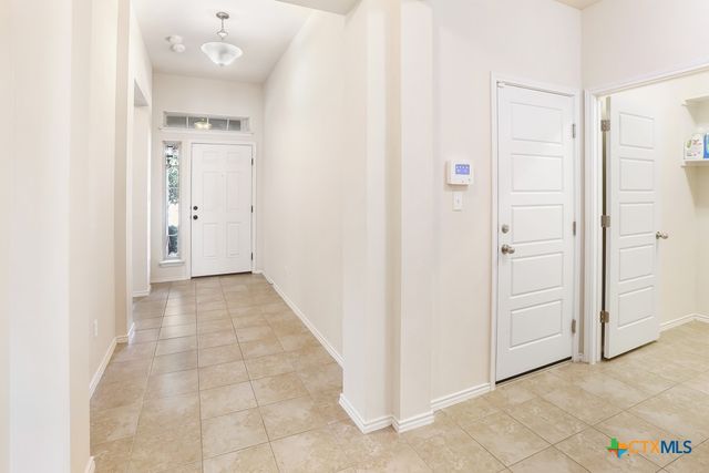 105 Leather Oak Loop, San Marcos, TX 78666