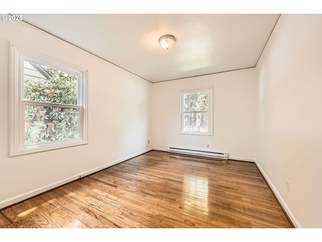 4949 N WILLAMETTE Blvd, Portland, OR 97203