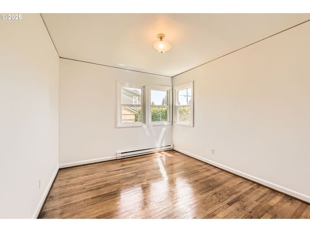 4949 N WILLAMETTE Blvd, Portland, OR 97203