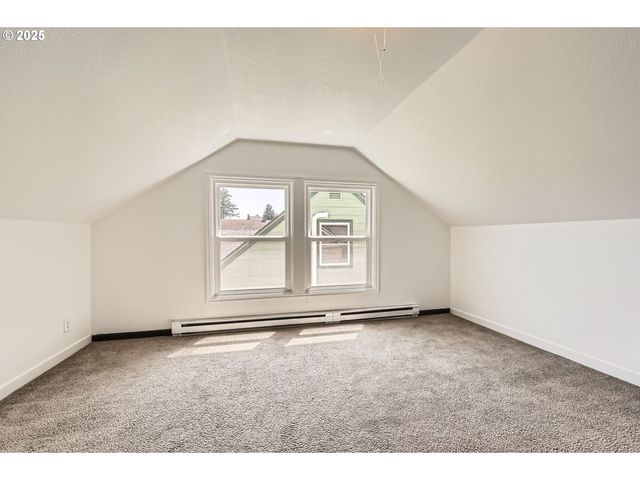 4949 N WILLAMETTE Blvd, Portland, OR 97203