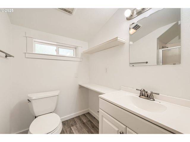 4949 N WILLAMETTE Blvd, Portland, OR 97203