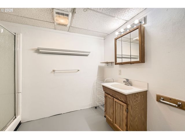4949 N WILLAMETTE Blvd, Portland, OR 97203