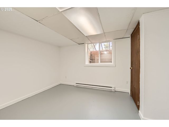 4949 N WILLAMETTE Blvd, Portland, OR 97203
