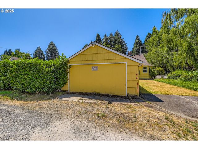 4949 N WILLAMETTE Blvd, Portland, OR 97203