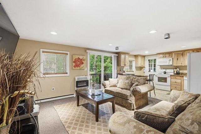 30 Hickory Lane, Moultonborough, NH 03254