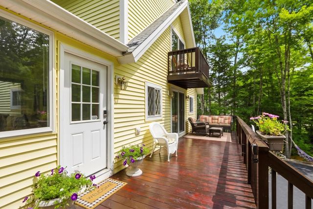 30 Hickory Lane, Moultonborough, NH 03254