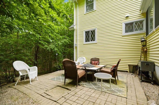 30 Hickory Lane, Moultonborough, NH 03254