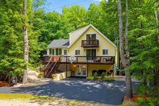 30 Hickory Lane, Moultonborough, NH 03254