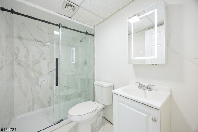 235 Keen St, Paterson City, NJ 07524