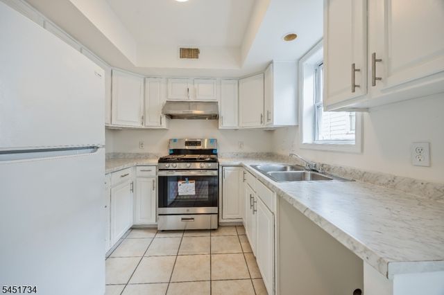 235 Keen St, Paterson City, NJ 07524
