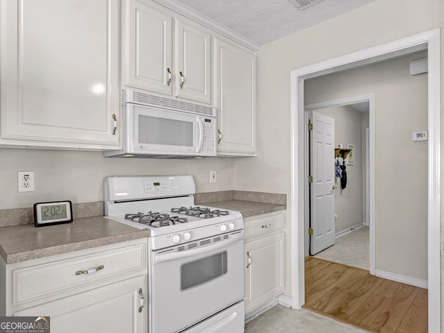 1126 Strath Clyde Way, Mcdonough, GA 30253