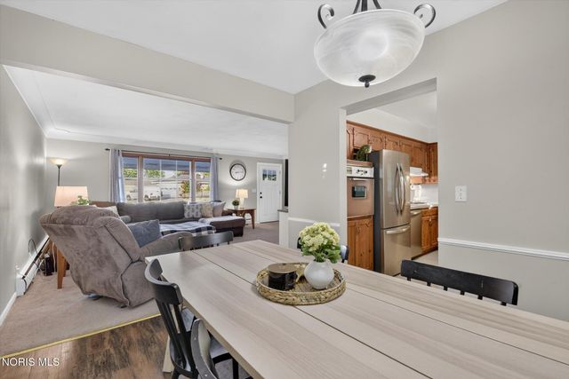 6011 Holliday Drive, Toledo, OH 43611