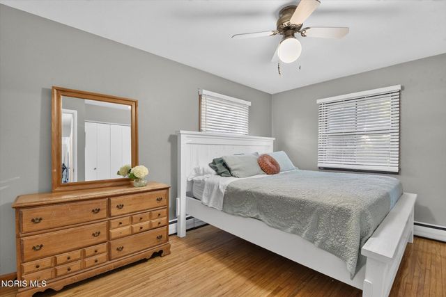 6011 Holliday Drive, Toledo, OH 43611