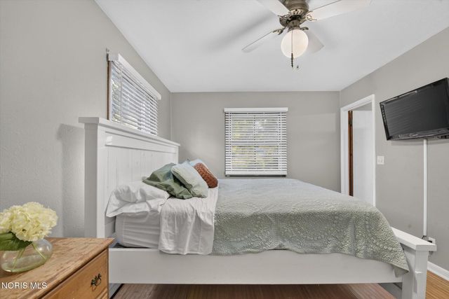 6011 Holliday Drive, Toledo, OH 43611
