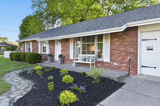 6011 Holliday Drive, Toledo, OH 43611