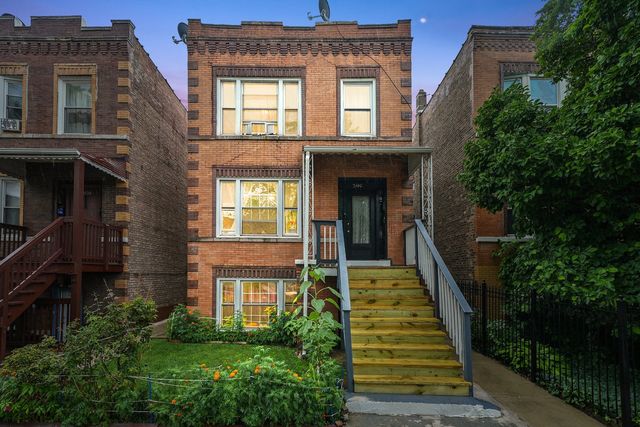 3140 N Ridgeway Avenue, Chicago, IL 60618