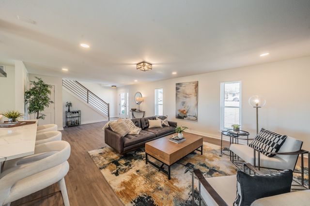 710 Meadow Lake Drive, Lakewood Village, TX 75068