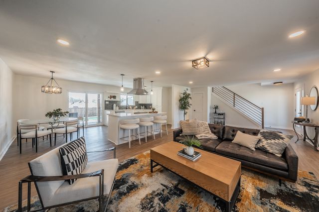 710 Meadow Lake Drive, Lakewood Village, TX 75068