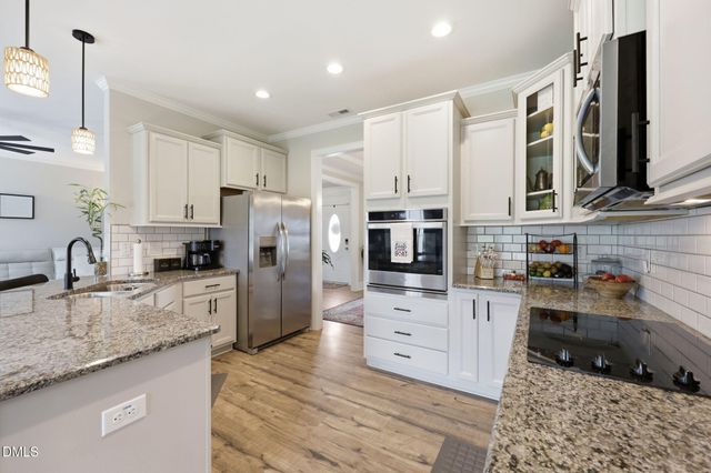 124 Shady Oaks Drive, Benson, NC 27504
