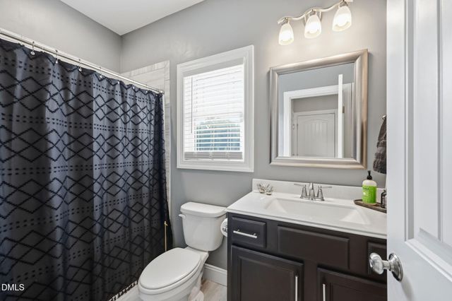 124 Shady Oaks Drive, Benson, NC 27504