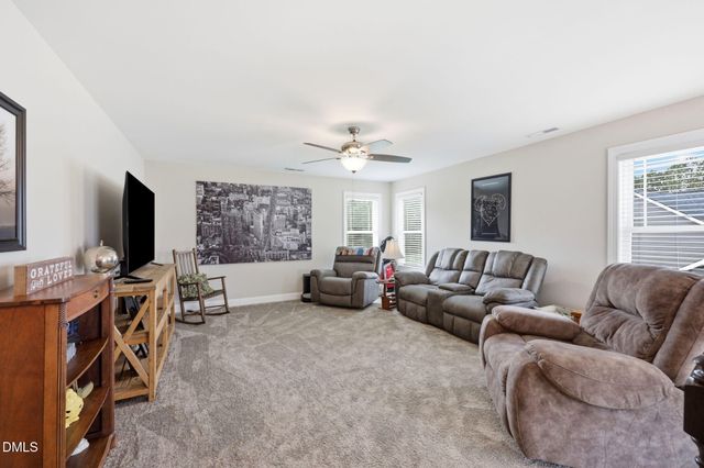 124 Shady Oaks Drive, Benson, NC 27504