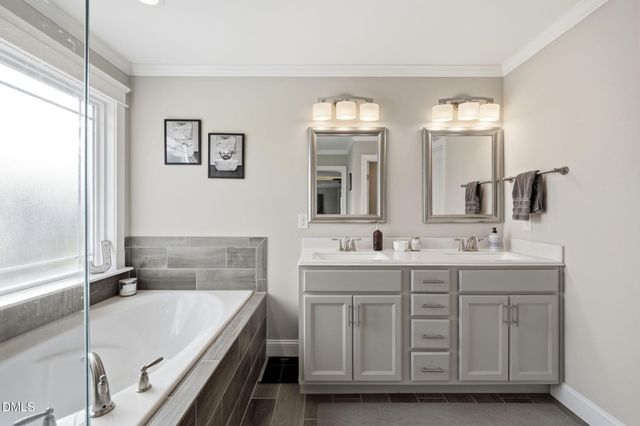 124 Shady Oaks Drive, Benson, NC 27504