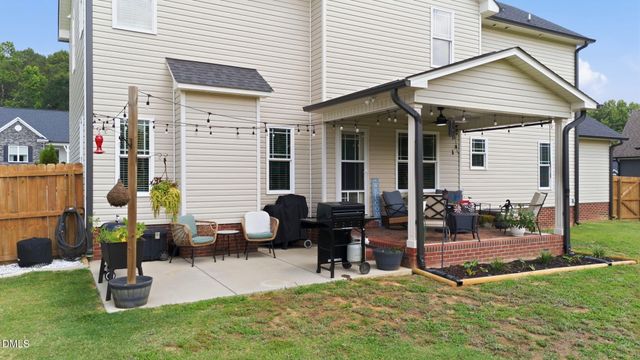 124 Shady Oaks Drive, Benson, NC 27504