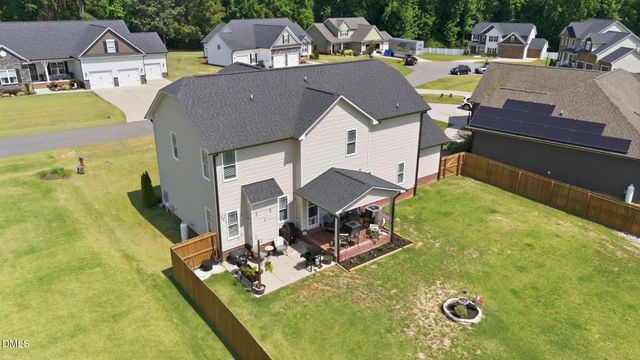 124 Shady Oaks Drive, Benson, NC 27504