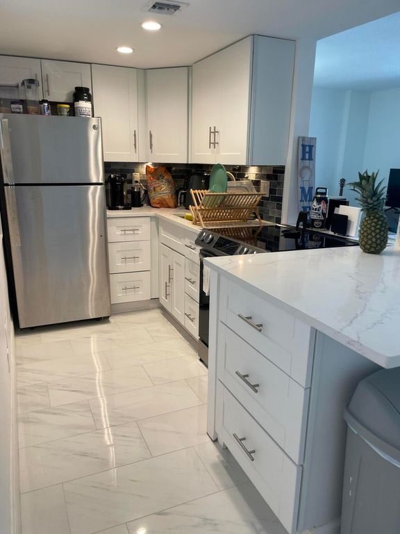 1731 SE 15th Street 505, Fort Lauderdale, FL 33316