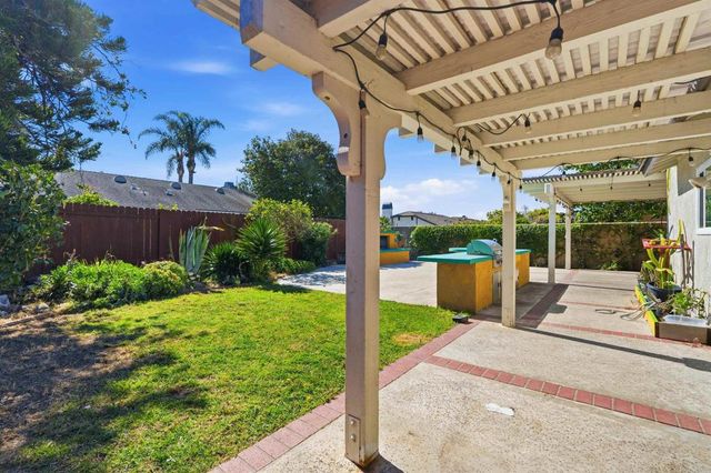 940 Stern Lane, Oxnard, CA 93035