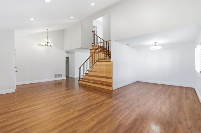 940 Stern Lane, Oxnard, CA 93035