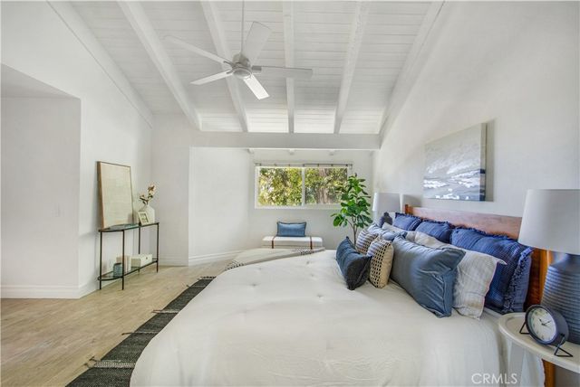 19 Seabird Court, Newport Beach, CA 92663