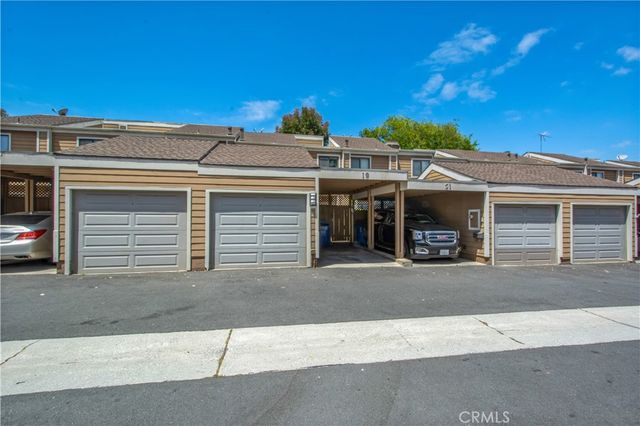 19 Seabird Court, Newport Beach, CA 92663