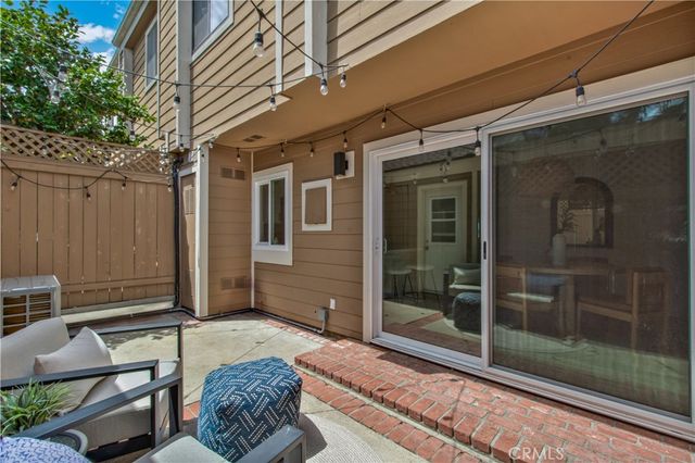 19 Seabird Court, Newport Beach, CA 92663