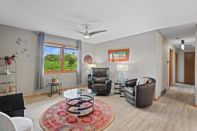 3334 N Argonne DRIVE, Milwaukee, WI 53222