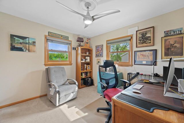 3334 N Argonne DRIVE, Milwaukee, WI 53222