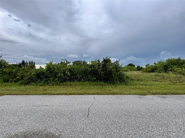 7728 St Regis CIR, Port Charlotte, FL 33981