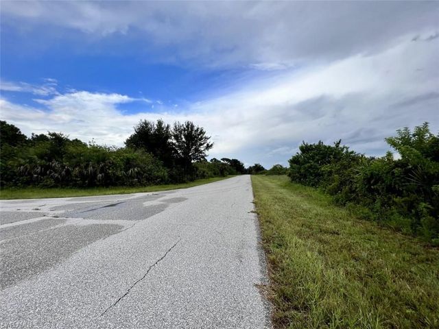 7728 St Regis CIR, Port Charlotte, FL 33981
