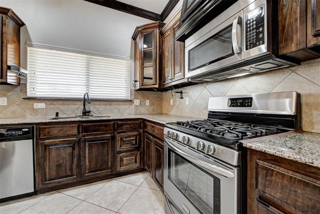313 Starshine Drive, Norman, OK 73071