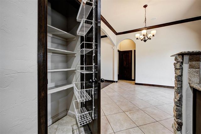 313 Starshine Drive, Norman, OK 73071