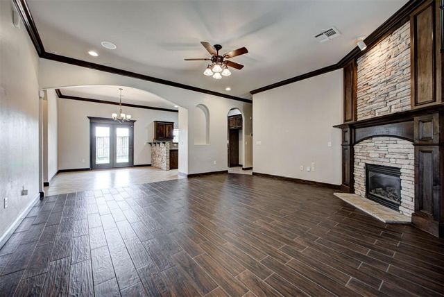 313 Starshine Drive, Norman, OK 73071