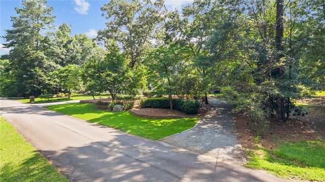 223 Cathy Ann Lane NW, Marietta, GA 30064