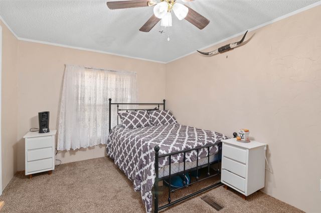 310 Glenwood Street, Gainesville, TX 76240