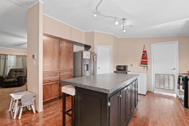 310 Glenwood Street, Gainesville, TX 76240