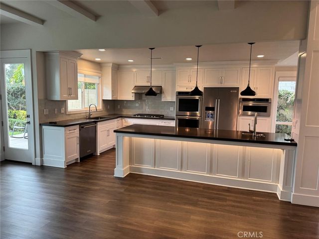 18211 Devonwood, Fountain Valley, CA 92708