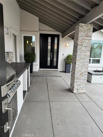 18211 Devonwood, Fountain Valley, CA 92708