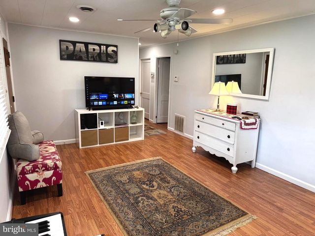 101 KUETHE RD NE, Glen Burnie, MD 21060