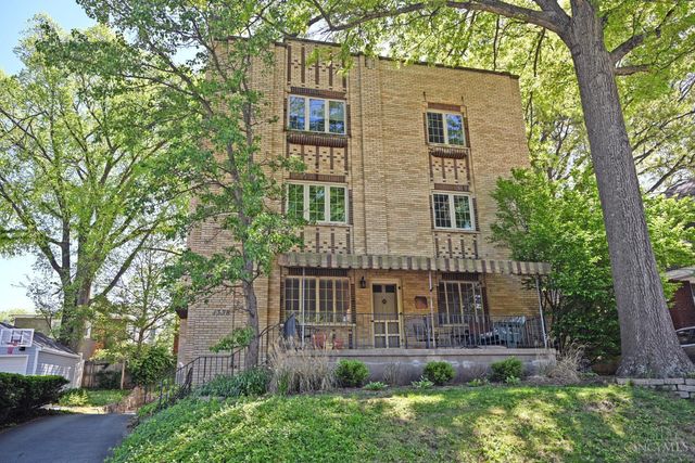 1338 Paxton Avenue, Cincinnati, OH 45208