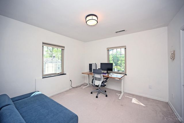 1338 Paxton Avenue, Cincinnati, OH 45208